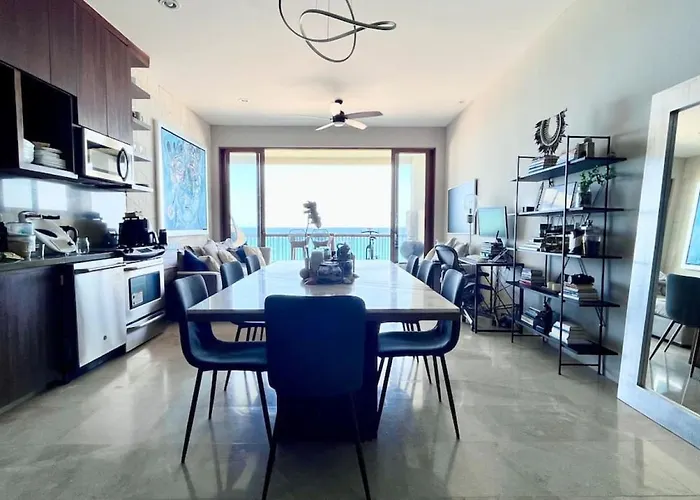 Hébergement de vacances Beachfront 2bd -ocenview Terrace - Infinity Pool *